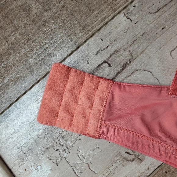 Auden The Bliss Wireless Lightly Lined Women's Rose Pink Bra Size 38D EUC - Picture 16 of 16
